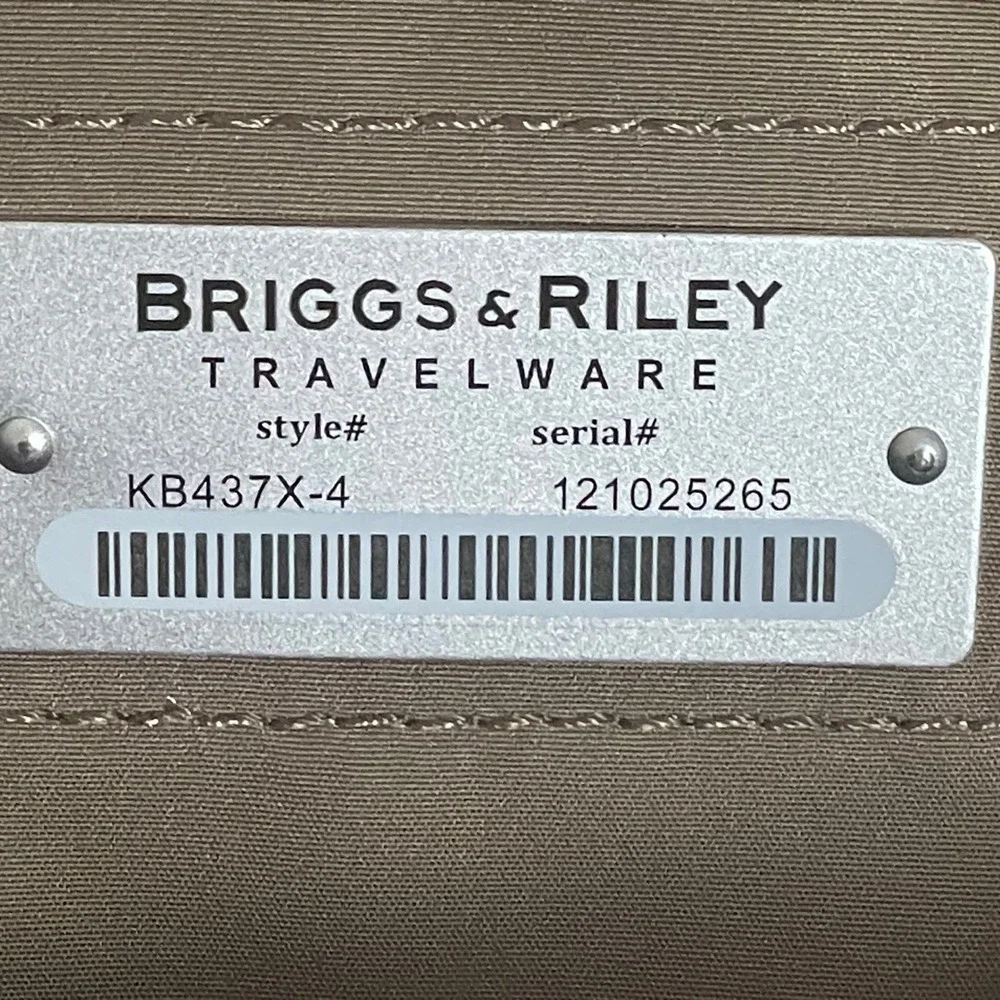 Briggs & Riley KB437X-4 EXPANDABLE Nylon Travel Brief‎ Case